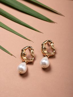 Twenty Dresses by Nykaa Fashion - Glow Like A Pearl Earrings