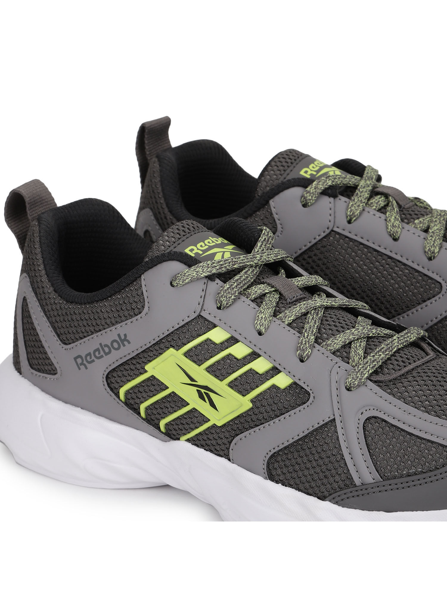 Reebok Echo Ridge Grey Running Shoes 
