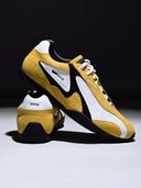 Yellow color option, Currently selected