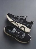 Black color option, Currently selected