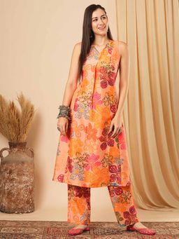 Globus - Women Peach V-Neck Floral Print Kurta with Pant (Set of 2)