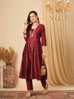 Globus - Women Maroon Embroidered Foil Print Anarkali Kurta with Pant (Set of 2)