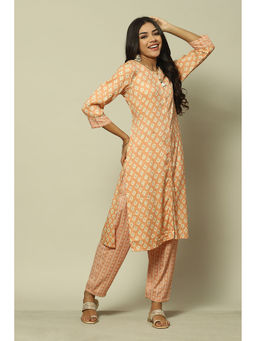 Rangriti - Peach Cotton Blend Straight Printed Kurta Pants (Set of 2)