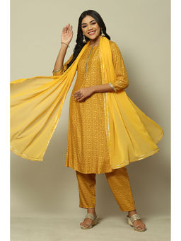 Rangriti - Yellow Viscose Straight Printed Kurta Pants With Dupatta (Set of 3)