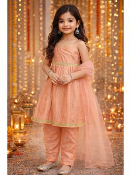 The Magic Wand - Woven Laced Kurti And Pant With Dupatta - Peach