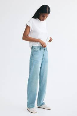 H&M - Women Blue Straight High Jeans