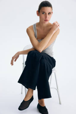 H&M - Women White Ribbed Vest Top