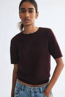 Maroon color option