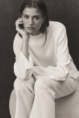 H&M - Women White Oversized Fine-Knit Jumper