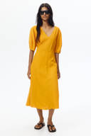 Yellow color option, Currently selected
