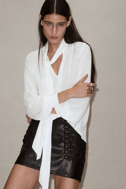 H&M - Women White Scarf-Collar Blouse