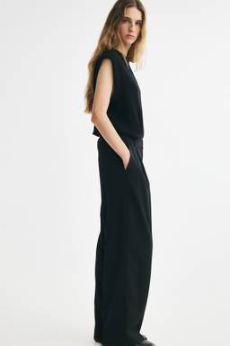 H&M - Women Black Straight Tailored Trousers