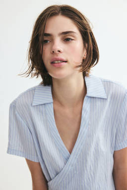 H&M - Women Blue Short-sleeved wrap shirt
