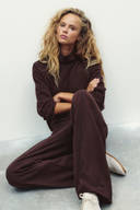 Brown color option, Currently selected