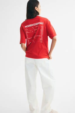 H&M - Women Red Printed T-Shirt