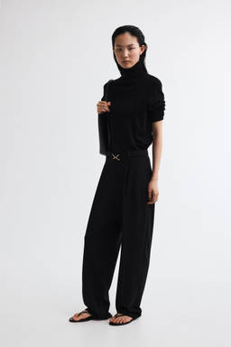 H&M - Women Black Ponte Di Roma Trousers