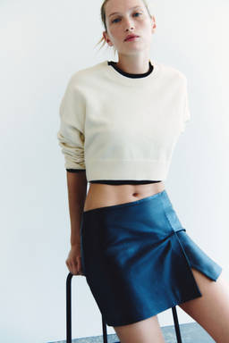 H&M - Women White Cropped Jumper