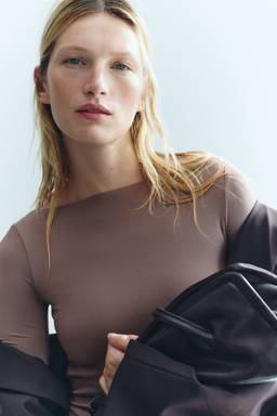 H&M - Women Pink Boat-Neck Jersey Top