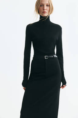 H&M - Women Black Wool turtleneck top