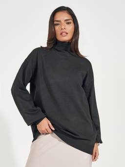 Styli - Women Black Solid Turtle Neck Long Sleeves Oversized Longline Sweater