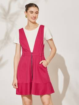 Miss Chase - Women's Pink Solid Pinafore Dress With Side Pockets