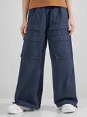 Navy Blue color option, Currently selected