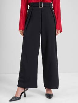 TOKYO TALKIES - Women Black Straight Trouser With Slant Pockets And Back Pocket