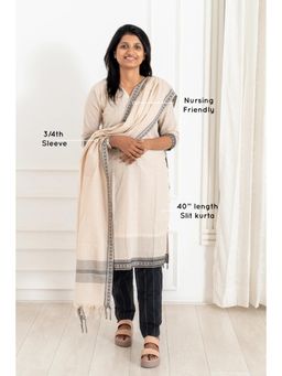 Putchi - Kaalika Feeding Kurta Pant And Dupatta