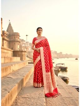 Naaritva Banaras - Handwoven Red Banarasi Ahinsa Silk Saree with Unstitched Blouse