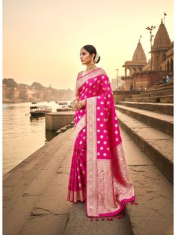 Naaritva Banaras - Handwoven Rani Pink Banarasi Ahinsa Silk Saree with Unstitched Blouse
