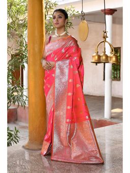 Naaritva Banaras - Handwoven Hot Pink Pure Banarasi Silk Saree with Unstitched Blouse