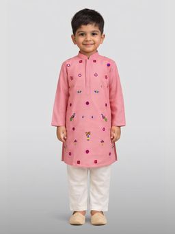 Vastramay - Boys Pink Pure Cotton Embroidered Kurta and Pyjama