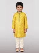 Yellow color option, Currently selected
