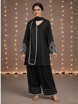 WineRed - Black Solid Regular Kurta with Palazzo and Dupatta