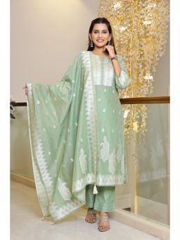 VGlame - Green Woven Regular Kurta with Pant and Dupatta