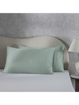 Maspar - Green Solid Standard Cotton Pillow Covers (20X30 Inch)