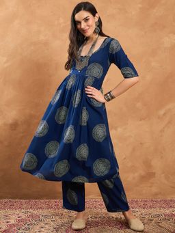 InWeave - Blue Circle Scoop Neck Button Kurta and Palazzo