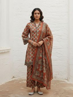 Autumnlane - Swades Brink Printed Kurta With Pant & Dupatta