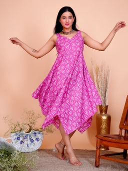 SALVIA SKY - Magenta Floral Cotton Sleeveless Kite Dress