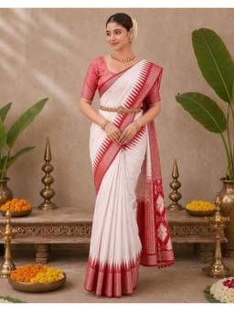 Nyri - Weaving White Silk Saree