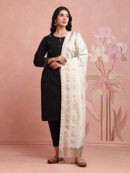 Fabindia - Ivory Cotton Silk Blend Maheshwari Dupatta