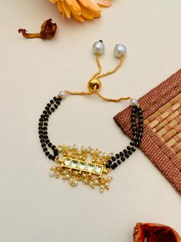 Abdesigns - Pleasing Gold Plated Pachi Kundan Hand Mangalsutra