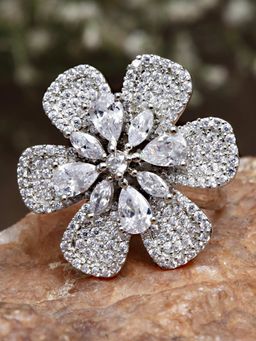 Karatcart - Silver Tone American Diamond Floral Shape Women's Ring