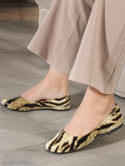 ELLE - Womens Fashionable Beige Black Printed Ballerinas