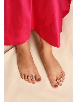 Azai by Nykaa Fashion - Traditional Silver Patterned Toe Rings with detailing (Set of 3 Pair)