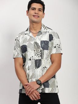 SHOWOFF - Men White Printed Cuban Collar Relaxed Fit Shirt