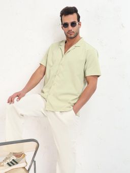 SHOWOFF - Men Green Cuban Collar Solid Relaxed Fit Shirt
