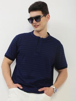 SHOWOFF - Men Navy Blue Checked Henley Collar T-Shirt