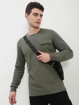 SHOWOFF - Men Olive Solid Round Neck T-Shirt