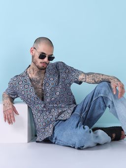 SHOWOFF - Men Blue Cotton Geometric Shirt